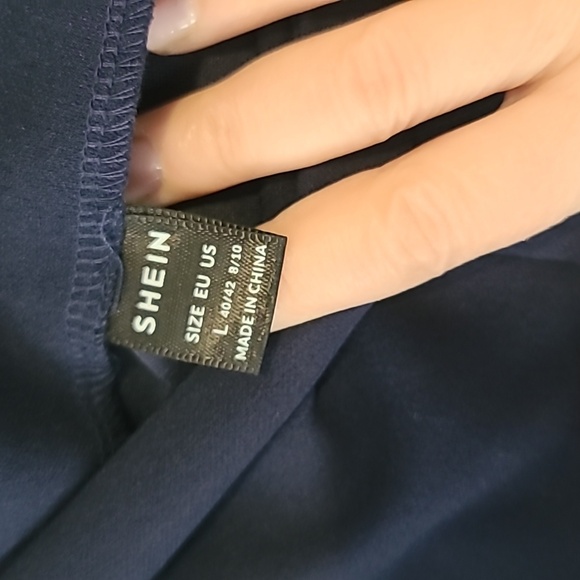 Navy Blue SHEIN Pants (L) - Picture 3 of 6